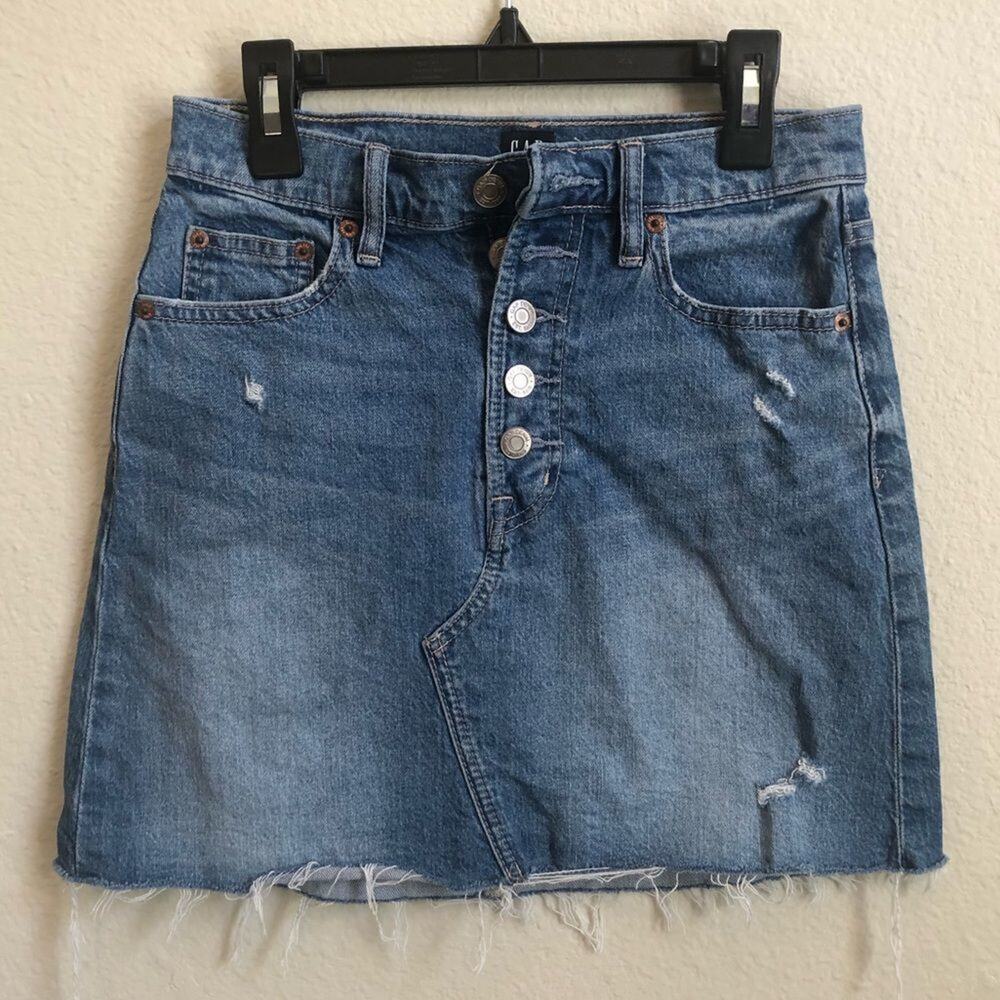 GAP Denim Mini Distressed Buttoned Skirt Size 24